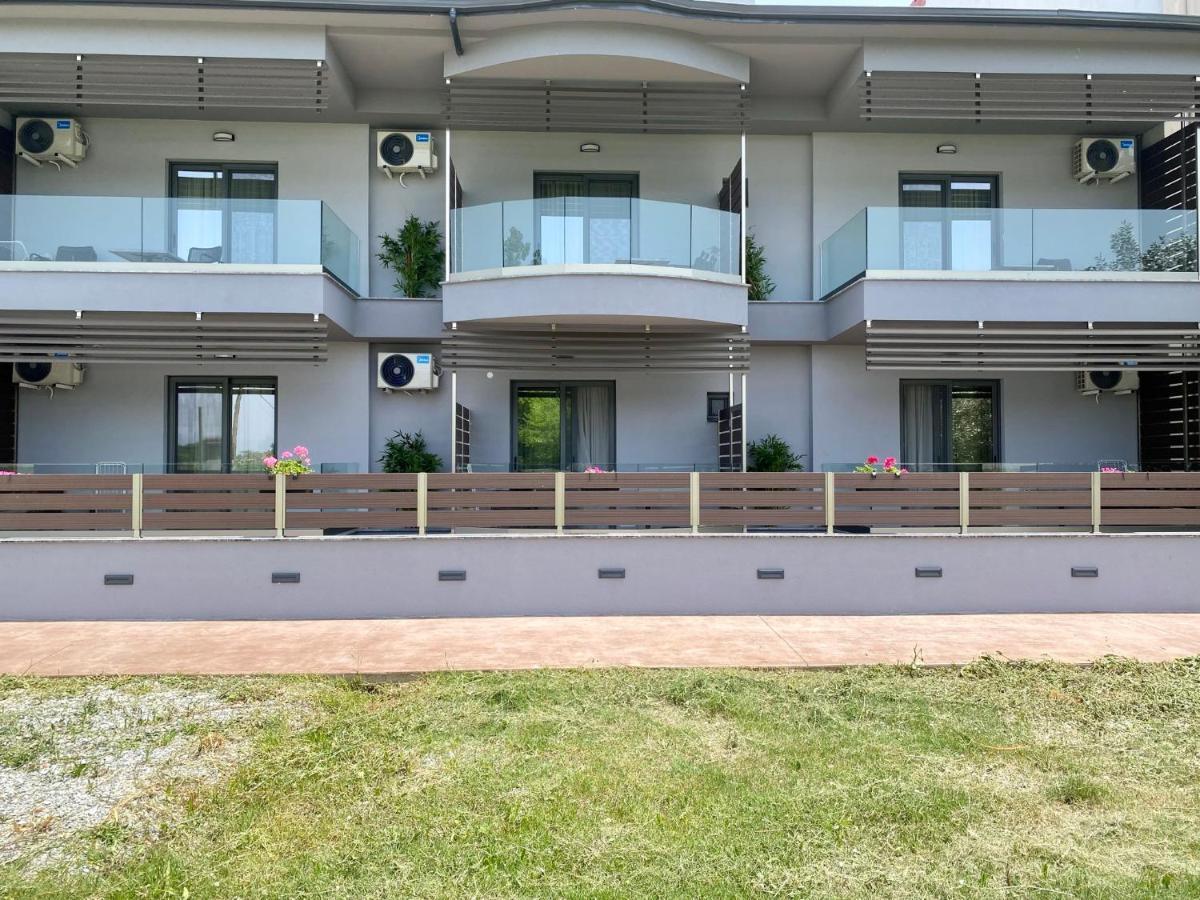 Levanda Suites ปาราเลียกาเตอรีนิส ภายนอก รูปภาพ